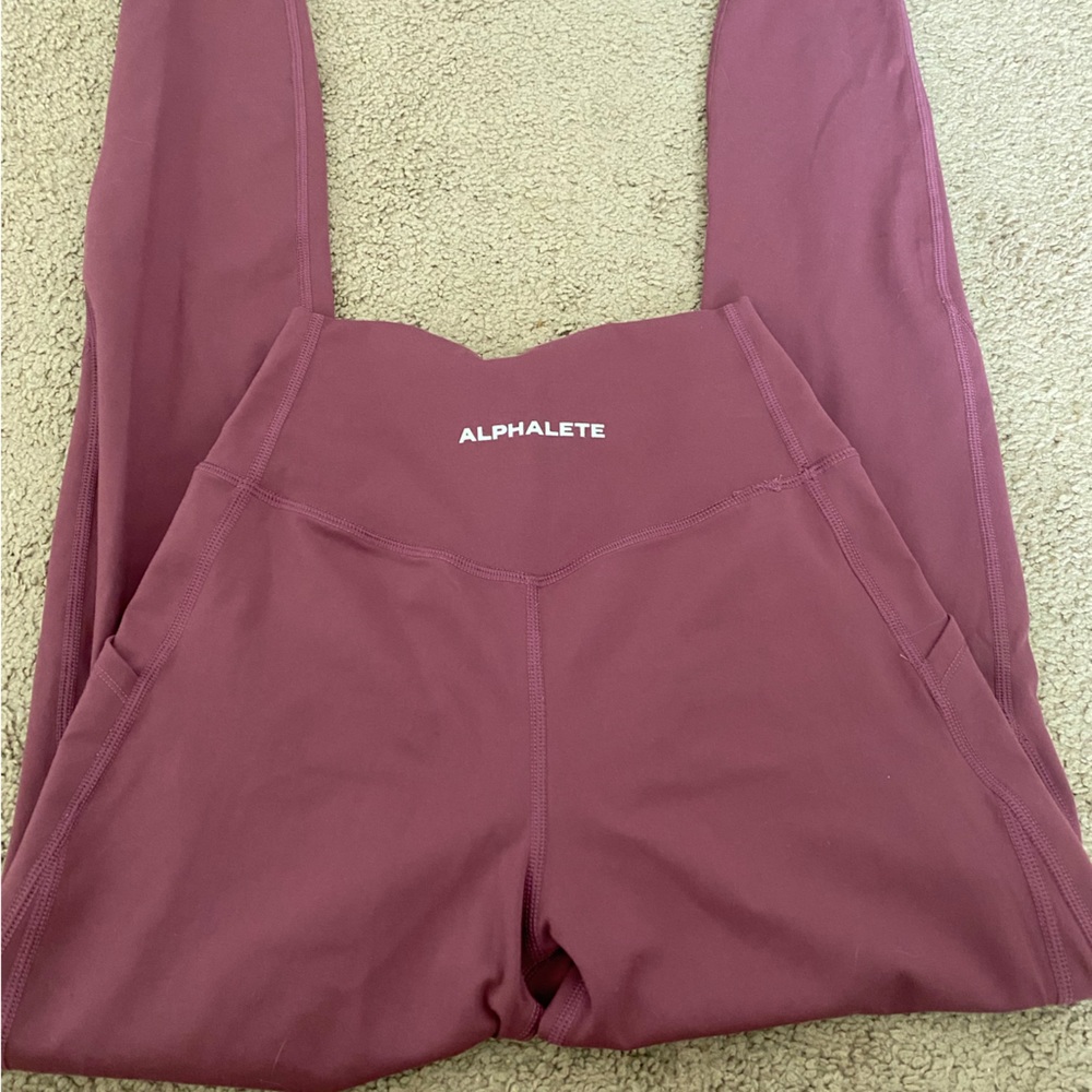 Alphalete leggings